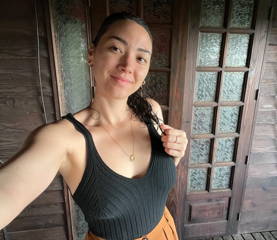 Christelle The Shaved Webslut From Tahiti 6