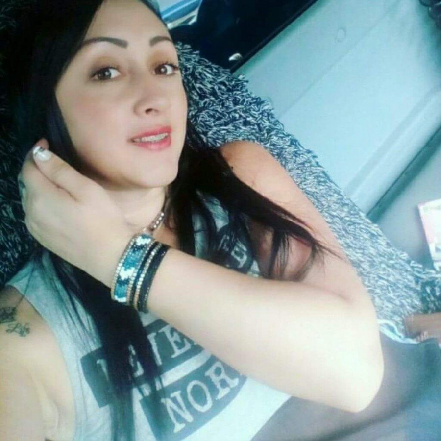 Hot Amateur Colombian Babe Showing Off Her Naughty Side 4