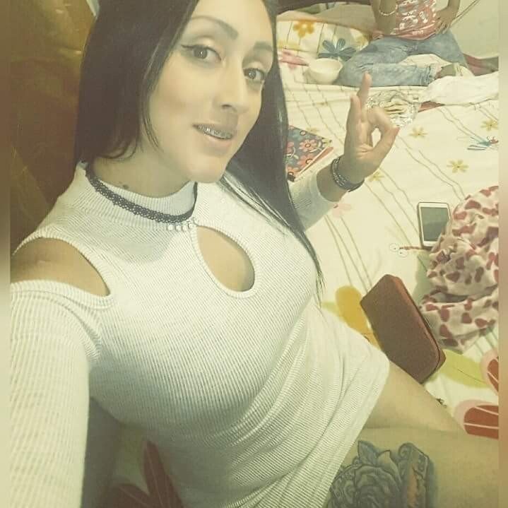 Hot Amateur Colombian Babe Showing Off Her Naughty Side 12