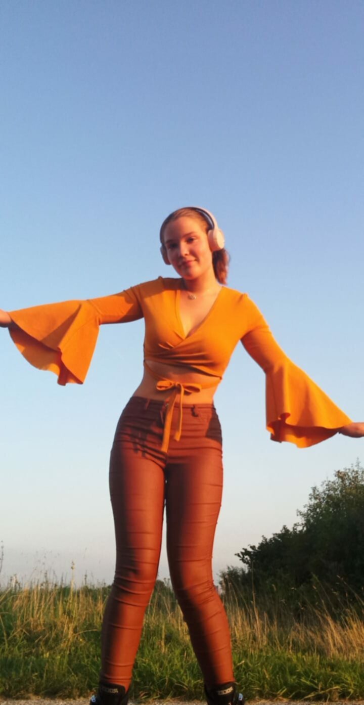 Marit Exposed as the Naughty Webslut She Loves to Be 2