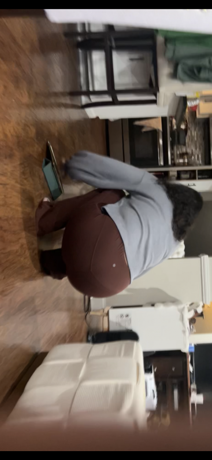 Sexy Sister-in-Law Bends Over in Tight Leggings for the Camera 7