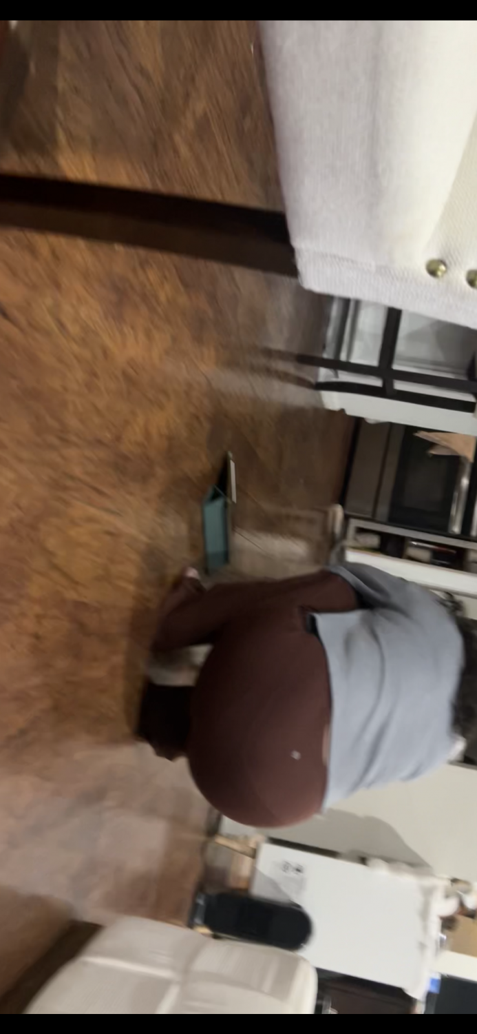 Sexy Sister-in-Law Bends Over in Tight Leggings for the Camera 10