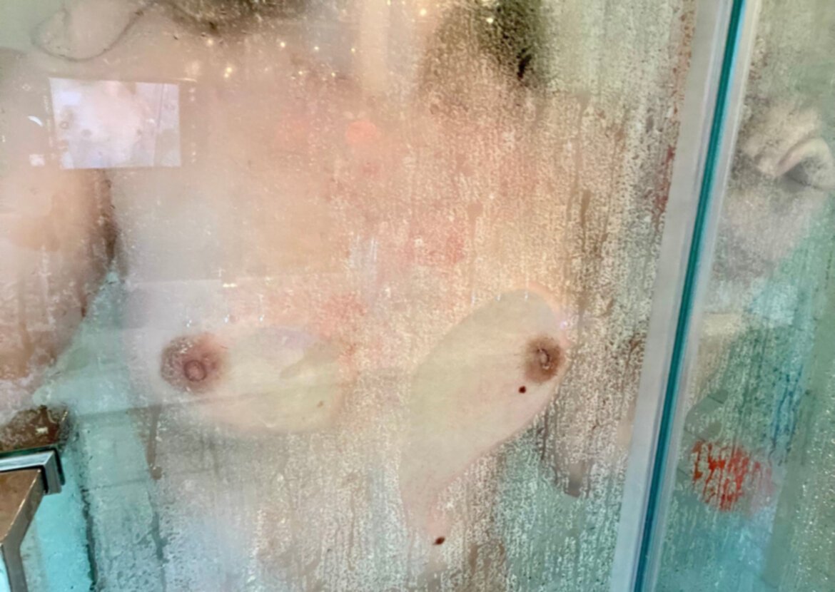 ケイラ・ラビング・エブリ・セカンド・オブ・ビーイング・ア・ワイルド、アンアシェイムド・ホア 4