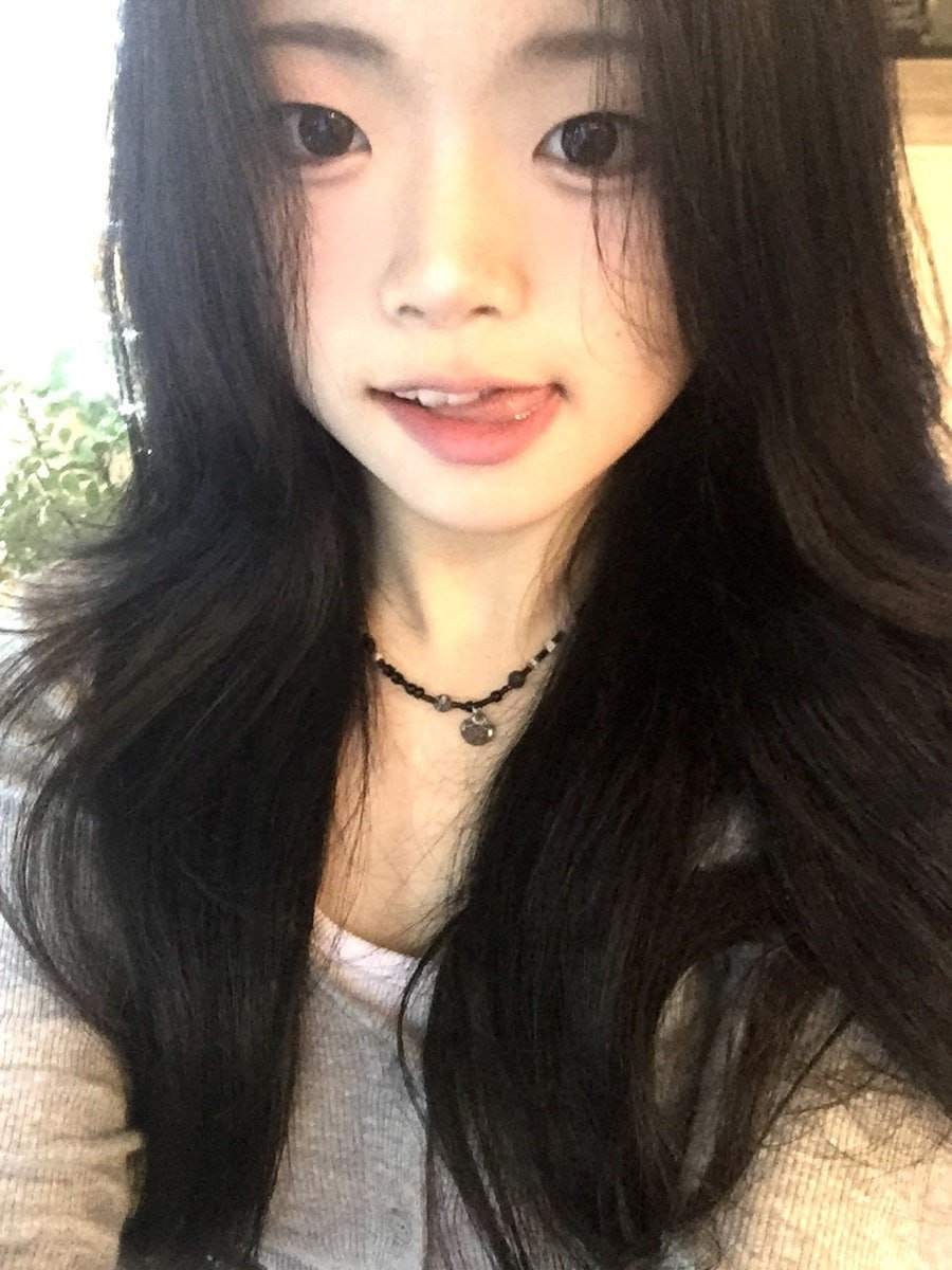 Cute Korean Babe With a Juicy Pussy Getting a Cumtribute 1