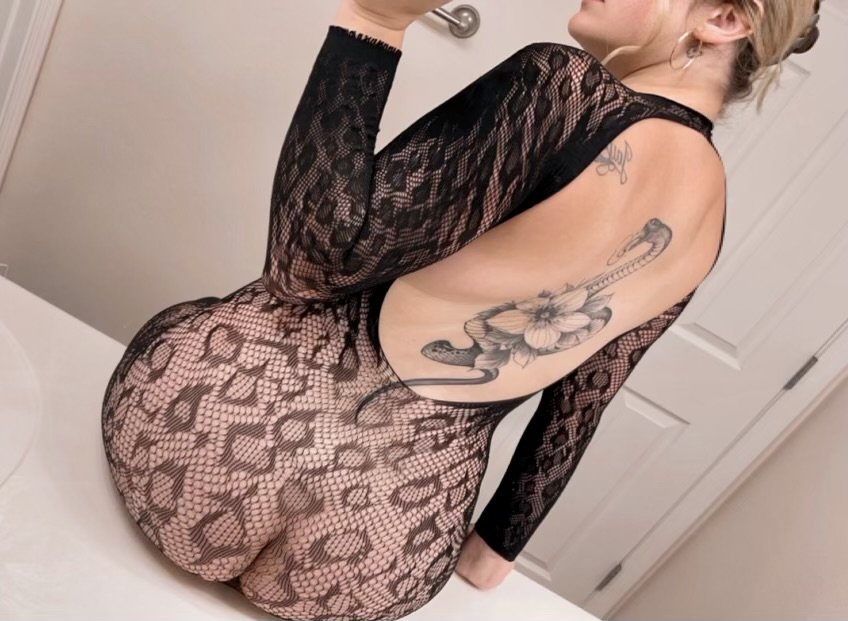 Yakima’s Naughty Cheating Slutwife Caught in Action 6