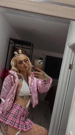 23-Year-Old Light-Haired Escort Waiting in Buena Park, CA 1