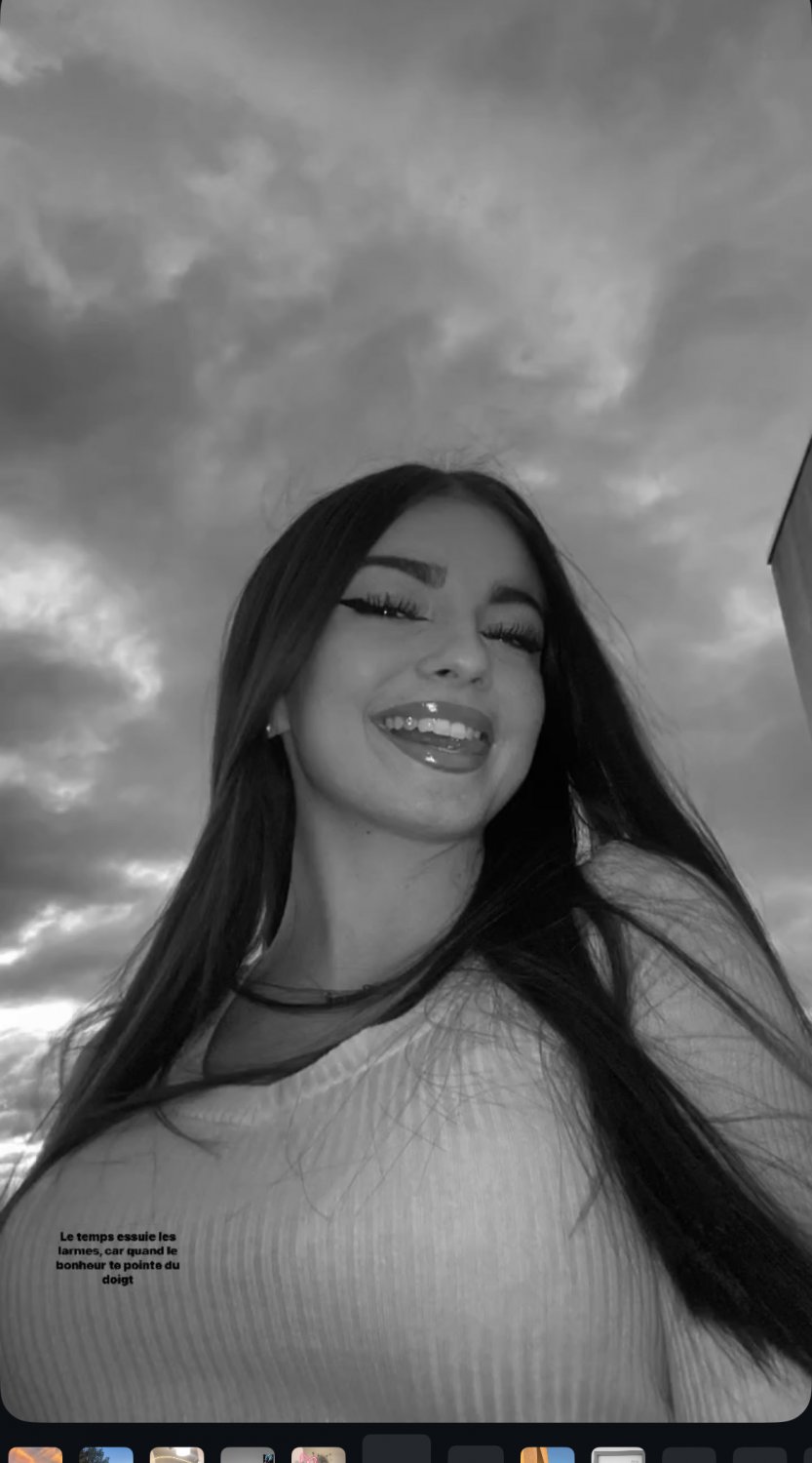 スラッティー・ホー・トゥワーキング・ハード・オン・ティックトック・フォア・ビューズ 4