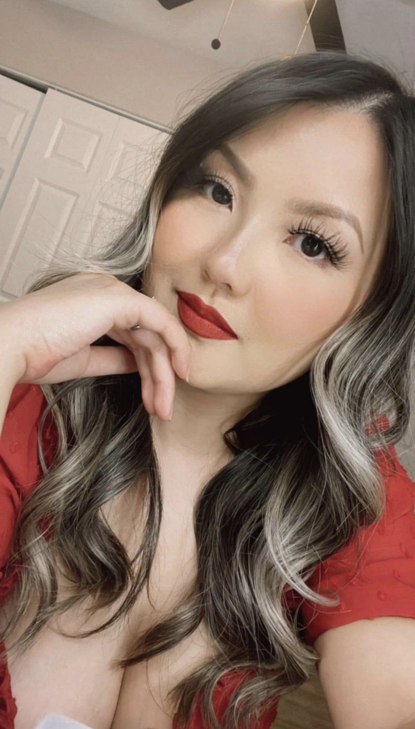 モン・ジャパニーズ・ミルフ・ホッティー・フラウンツ・ヒュージ・ティッツ・イン・スティーミー・ファック 6