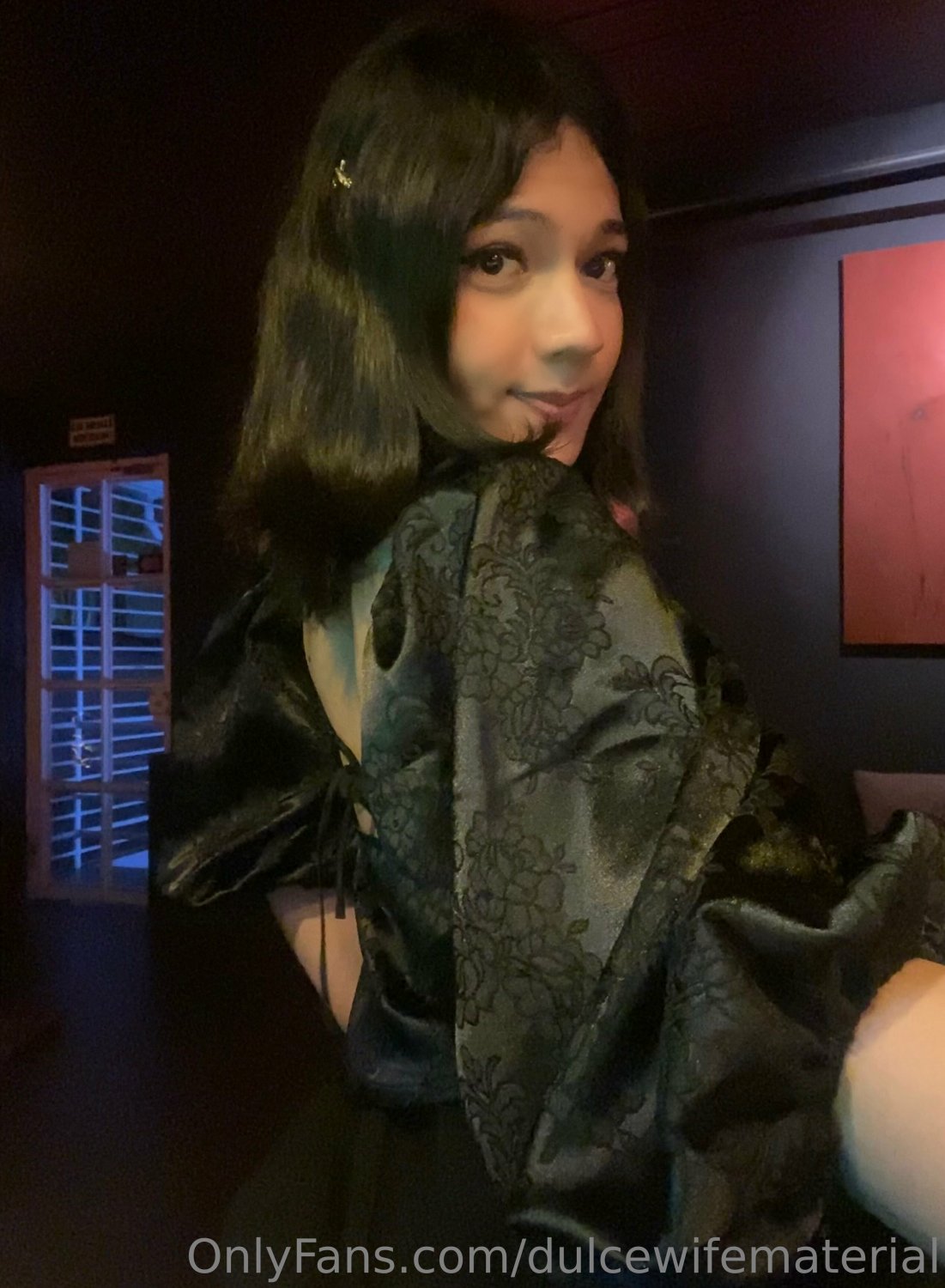 トランス・ガール・ホッティー・ショウズ・オフ・イン・スティーミー・ピックス・ファック・セッション 6