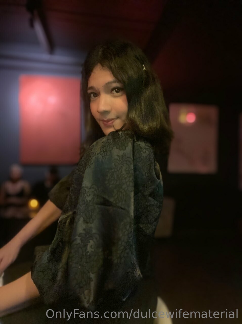 トランス・ガール・ホッティー・ショウズ・オフ・イン・スティーミー・ピックス・ファック・セッション 8