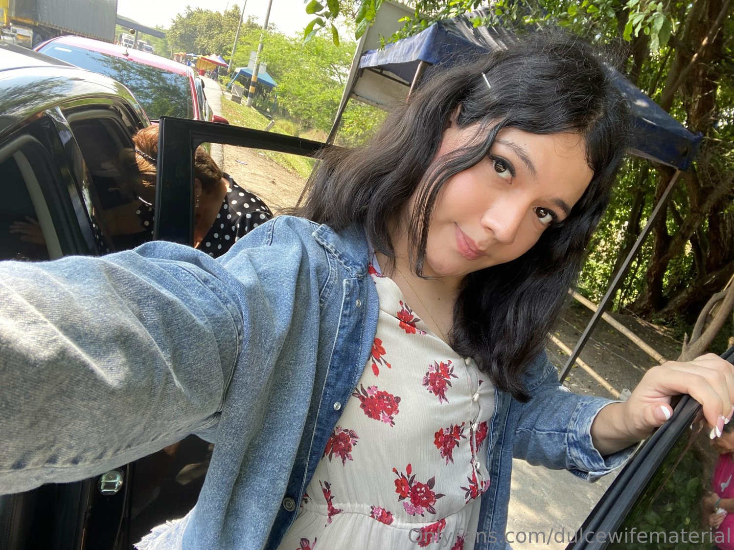 トランス・ガール・ホッティー・ショウズ・オフ・イン・スティーミー・ピックス・ファック・セッション 24