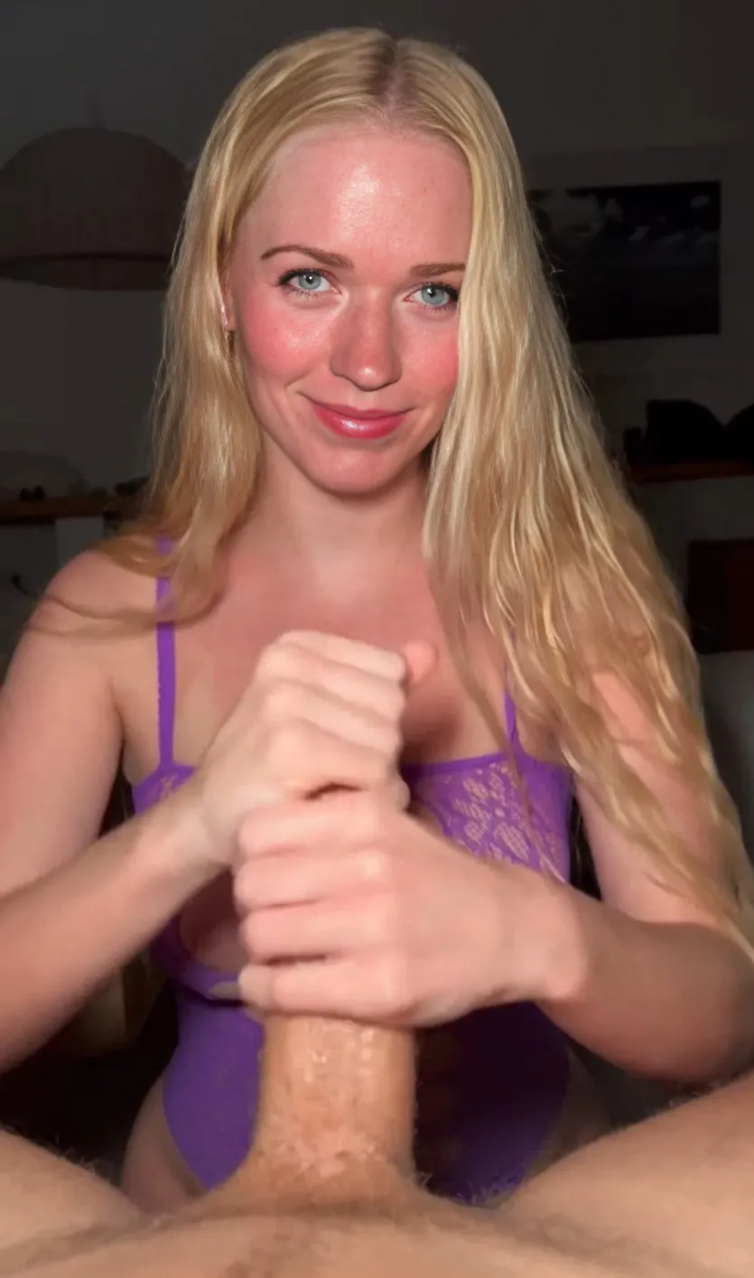 German Ex-Girlfriend Hottie Gets Rough Turkish Fuck Adventure 1