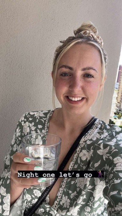 British Hourglass MILF Charl Hottie Cheats in Steamy Fuck 1