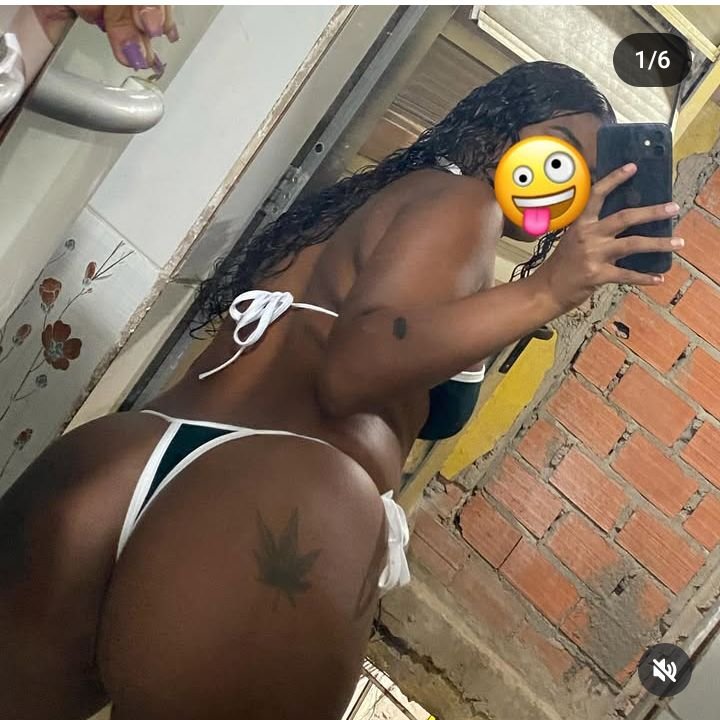 Pretinha Putona Hottie Returns for More Steamy Fuck Action 1