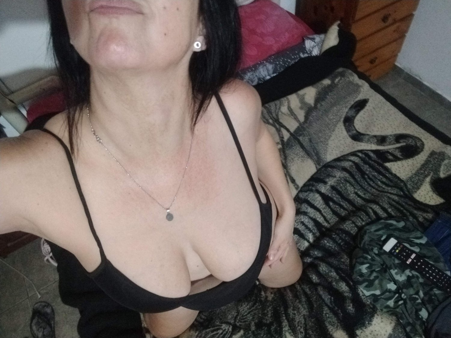 フォロワーズ・ティア・プティータ・ホッティー・センズ・サルトリー・ピックス・イン・ファック 11