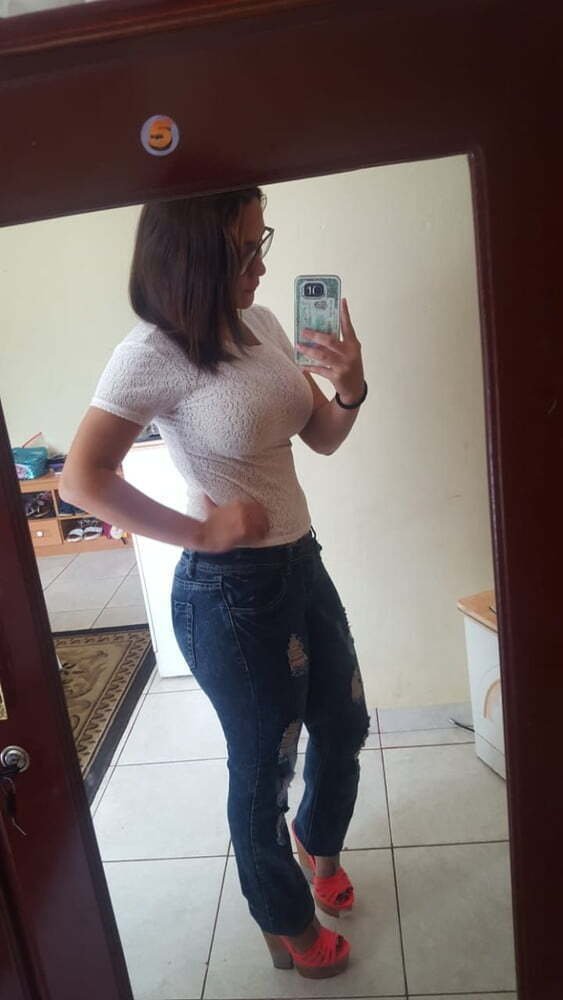 Hermosísima Hottie Shows Off Sculptural Body in Fuck Fest 35