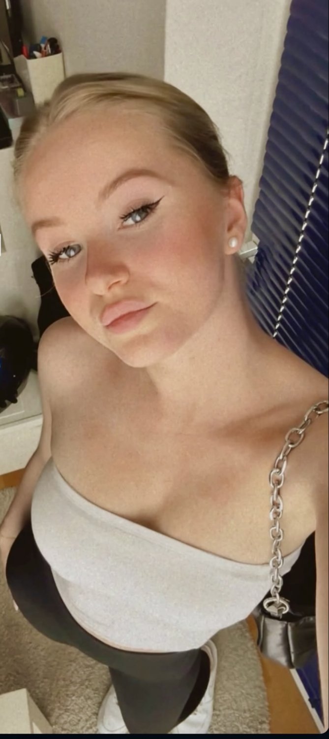 German Girl Hottie Goes Wild with BBC in Fuck Session 6