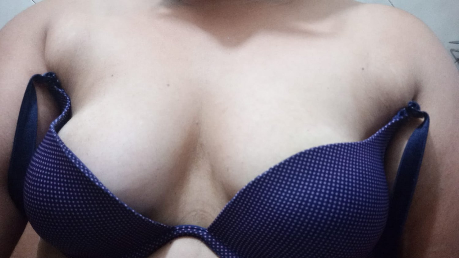 Ex Odette Putita Hottie Goes Wild in Steamy Fuck 39