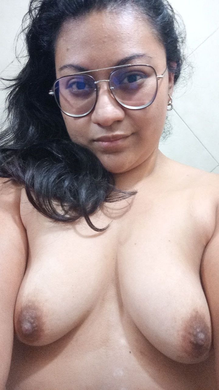 Ex Odette Putita Hottie Goes Wild in Steamy Fuck 47