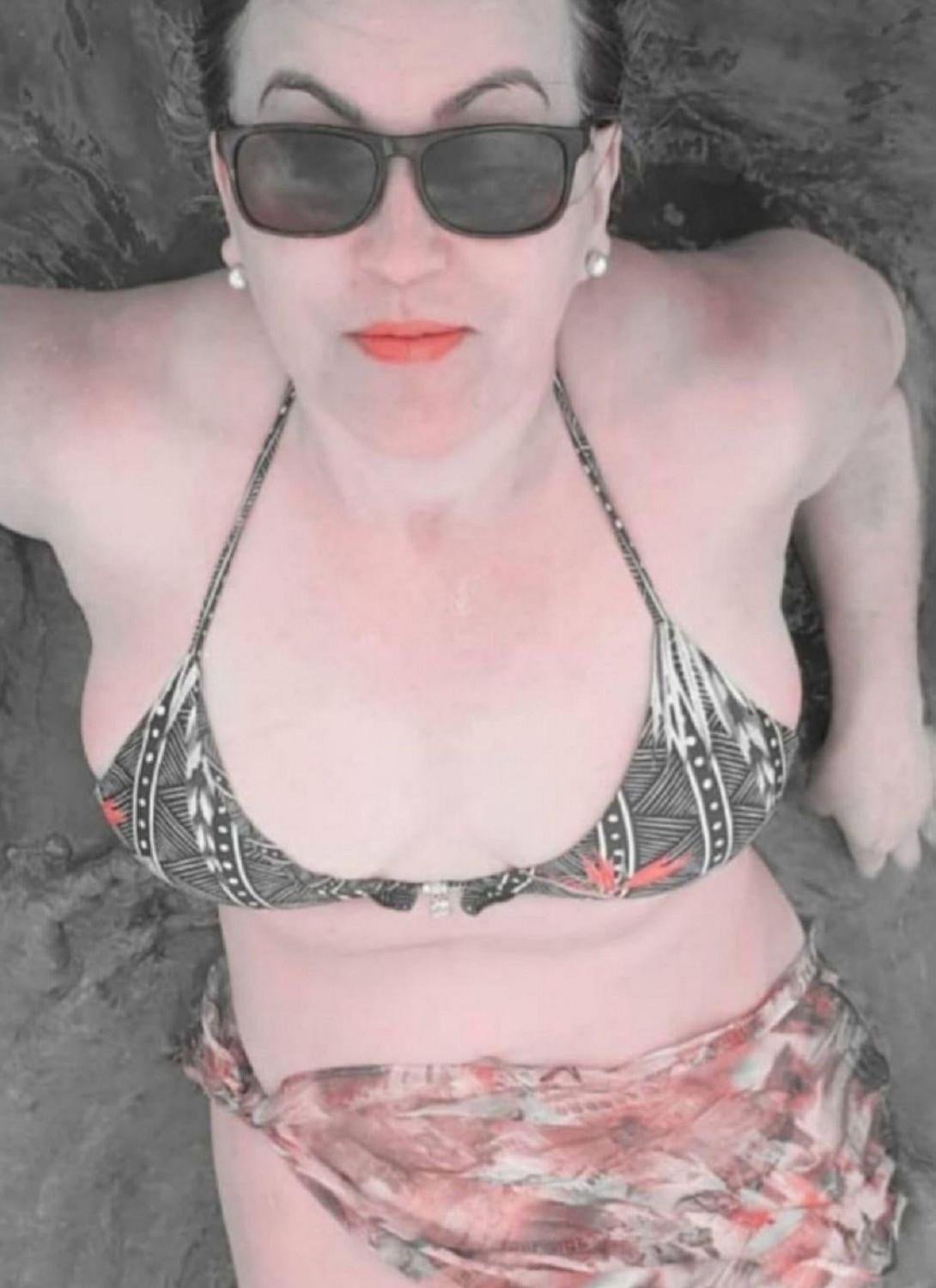 ハニー・ミルフ・ホッティー・ショウズ・オフ・セクシー・ティッツ・イン・ファック 7