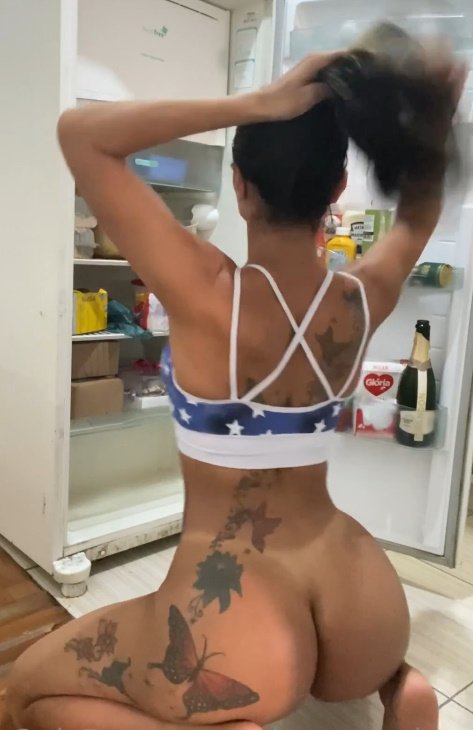 transgender VALER1A PACHEC0 para 68