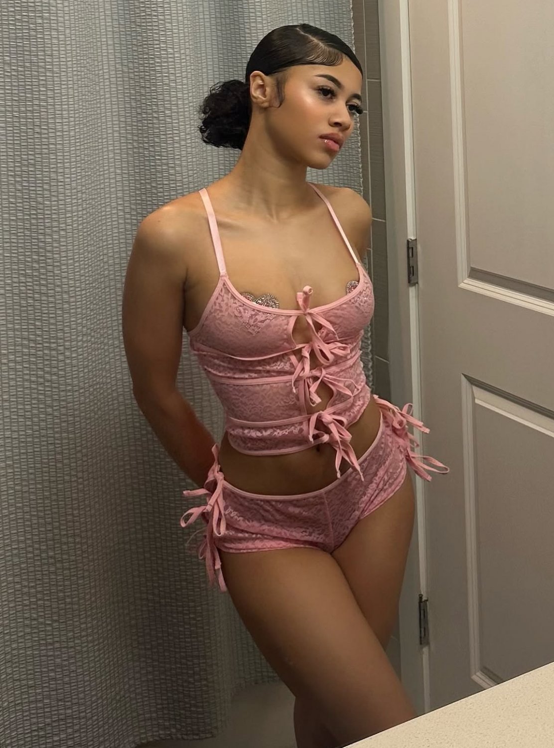 Amai’s Seductive Erotic Adventures Begin 8