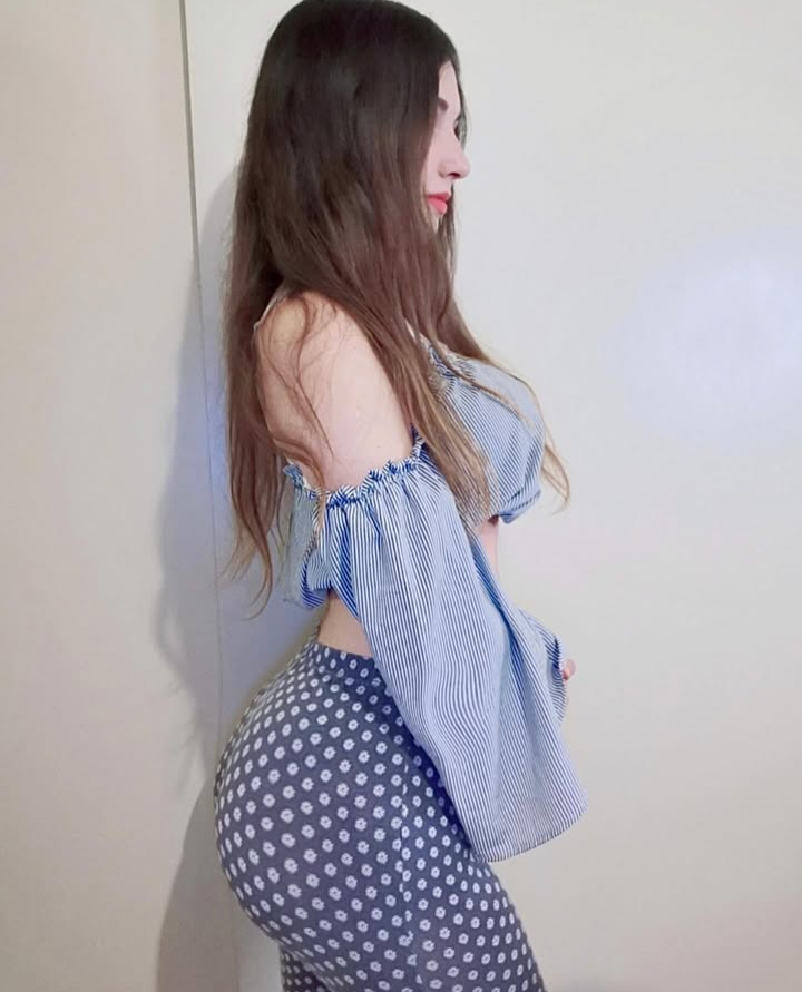 Photos of Thick and Busty Latina Babe Showing Off Her Curves 22