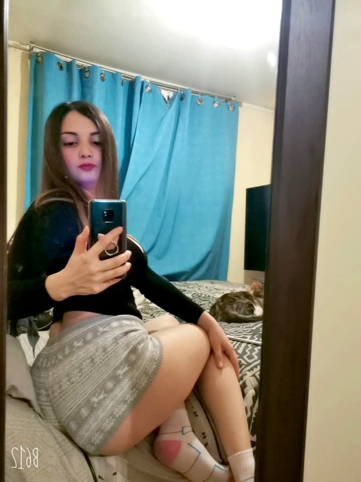 Photos of Thick and Busty Latina Babe Showing Off Her Curves 26