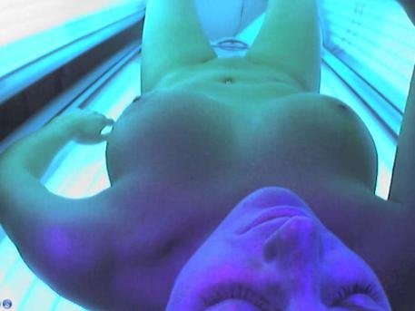 Sunbed Diary — Naughty Moments Under the Sun 3