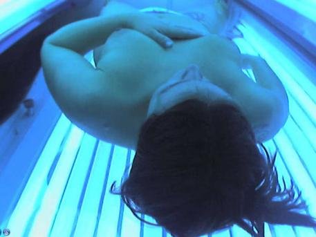 Sunbed Diary — Naughty Moments Under the Sun 21