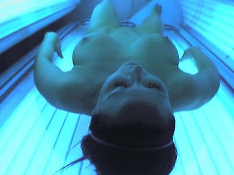 Sunbed Diary — Naughty Moments Under the Sun 22