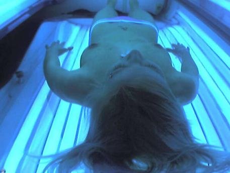 Sunbed Diary — Naughty Moments Under the Sun 40