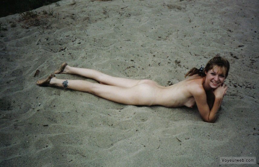 スティーミー・デイ・アット・ザ・ビーチ・フル・オブ・ウェット・テンプテーション 9