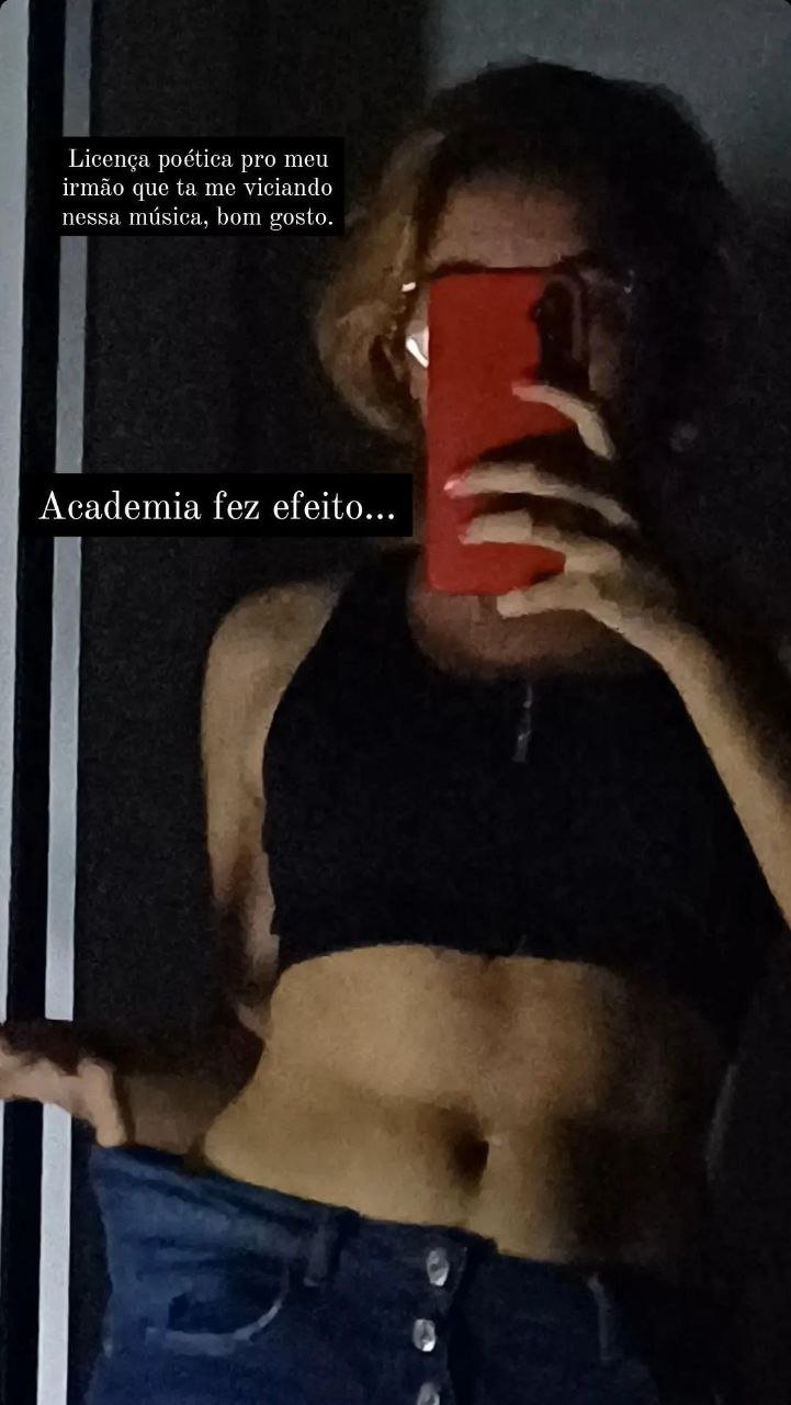 Hot Goth Girl Novinha Taking a Wet Cumshot 1