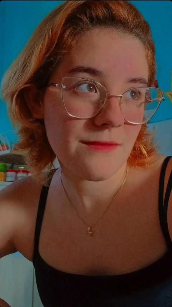 Hot Goth Girl Novinha Taking a Wet Cumshot 7