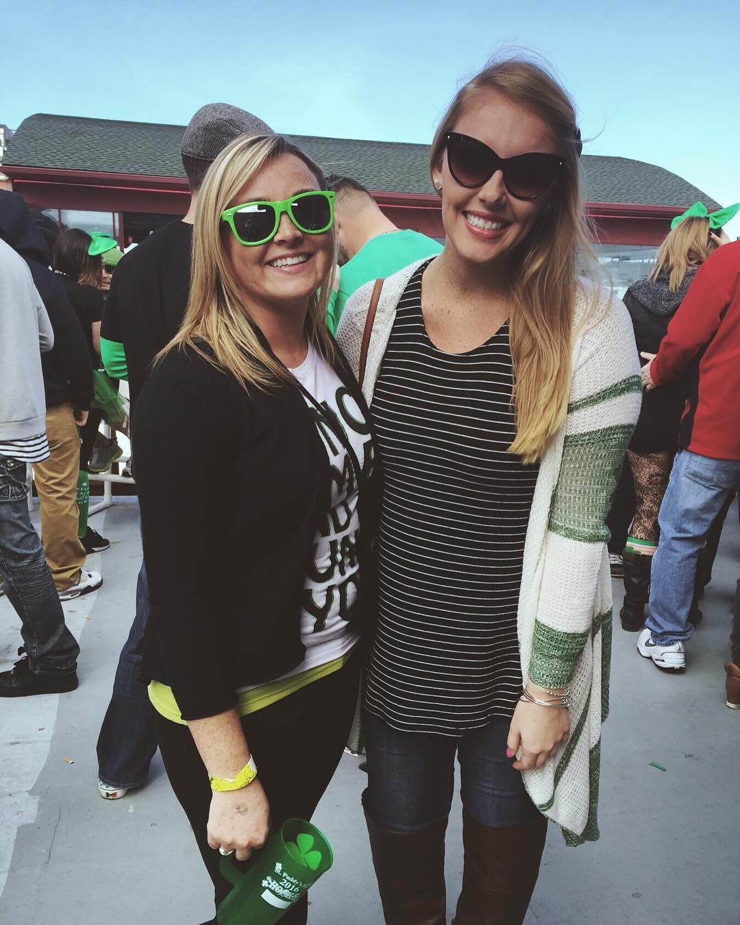 Dzień Świętego Patryka #fifty Jasnowłosa Milf 2