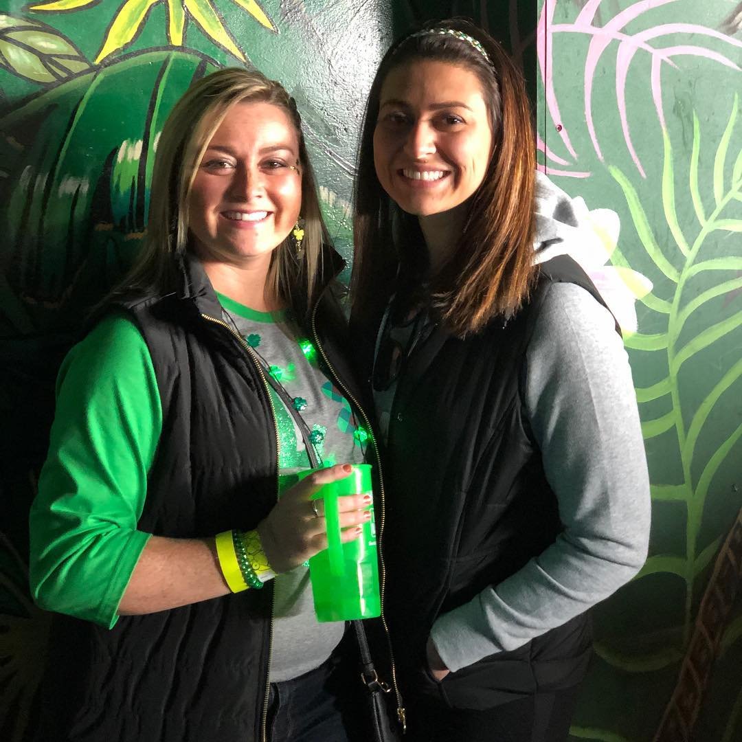 Dzień Świętego Patryka #fifty Jasnowłosa Milf 4