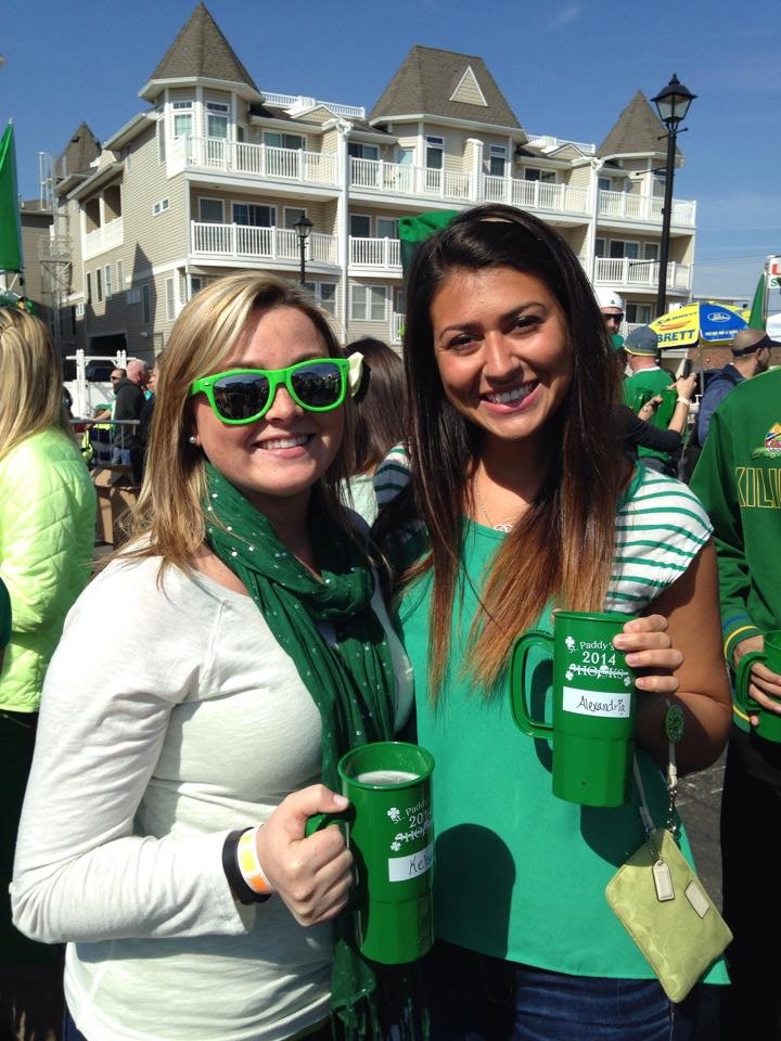 Dzień Świętego Patryka #fifty Jasnowłosa Milf 6