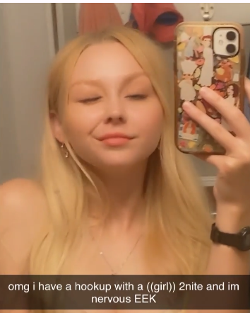 ブロンド・ビキニ・ベイブ・ベイピング・アンド・フラッシング・ハー・ノーティー・カーブス — リークド 30