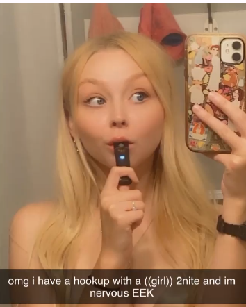 ブロンド・ビキニ・ベイブ・ベイピング・アンド・フラッシング・ハー・ノーティー・カーブス — リークド 41