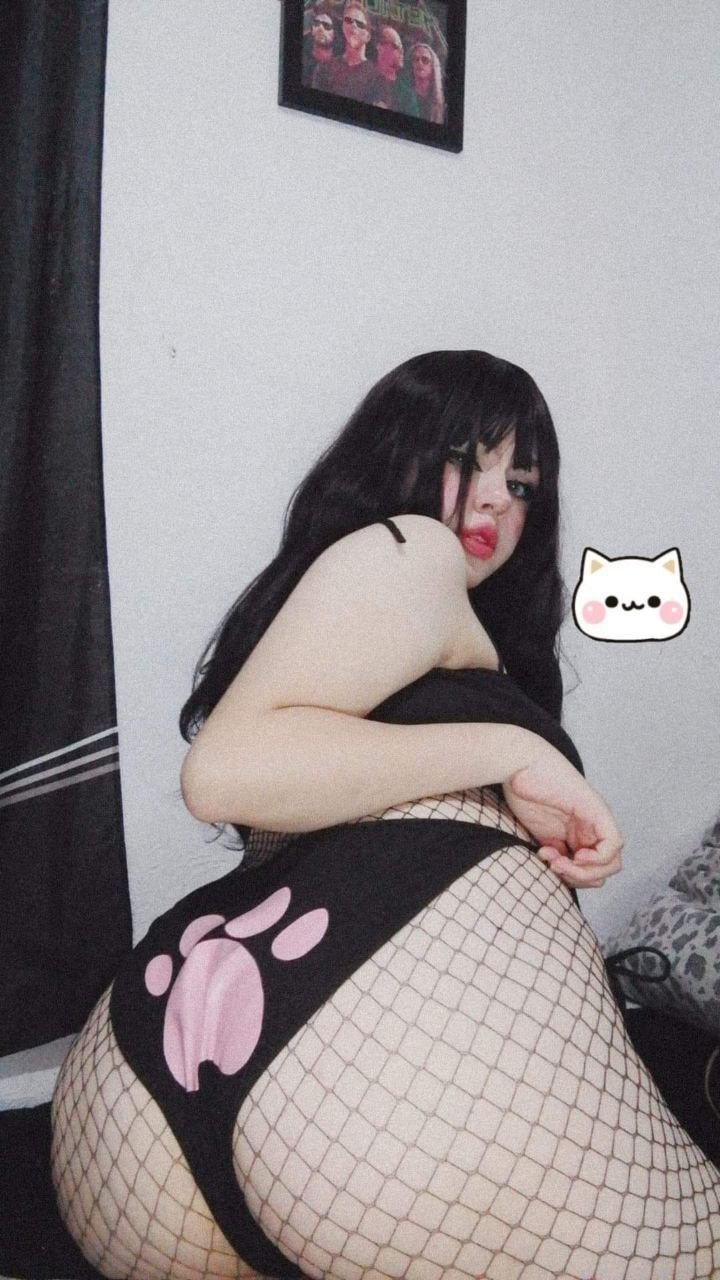 Horny Big-Ass Argentinian Babe With Asian Features — OnlyFans and TikTok Star 9