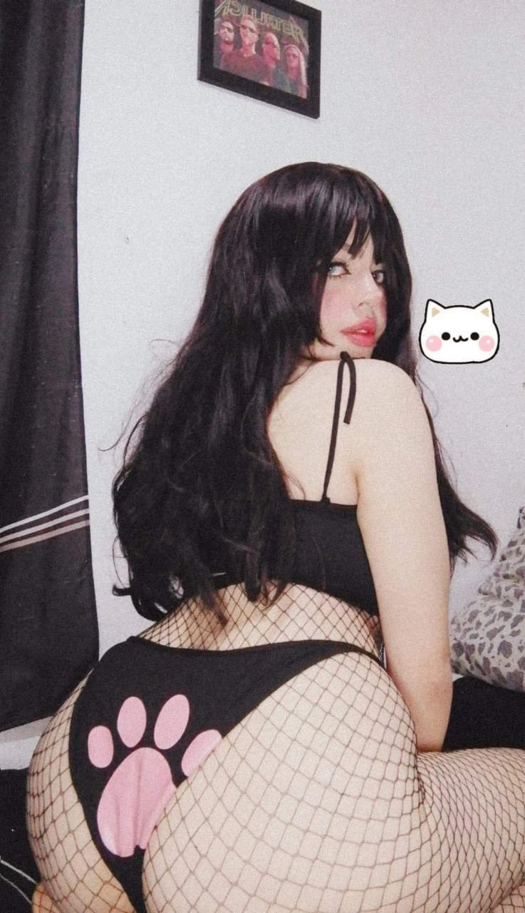 Horny Big-Ass Argentinian Babe With Asian Features — OnlyFans and TikTok Star 10