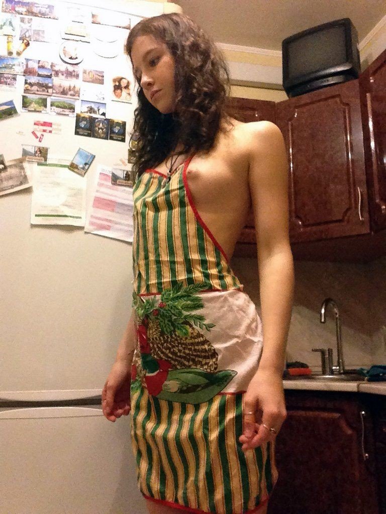 Superb Bodied Floozy Begging for Rough Erotic Play 4