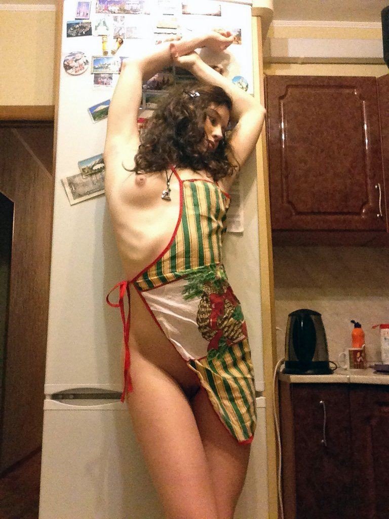 Superb Bodied Floozy Begging for Rough Erotic Play 5