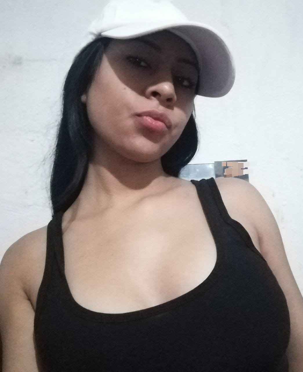 Mexican Buxom Hoe Showing Off Her Big Booty and Slutty Energy 7