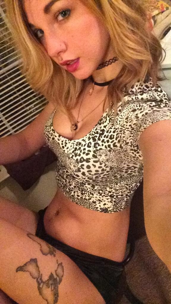 ザ・スクランプシャス・ビッチ・レディー・フォア・ディープ・ラフ・ユース・アンド・ハード・プレジャー 47