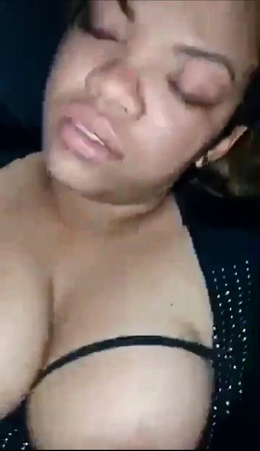 メイザー・ザ・ガシー・テンプトレス・デリバリング・ア・ウェット・アンド・ワイルド・スリーサム・ファンタジー 1