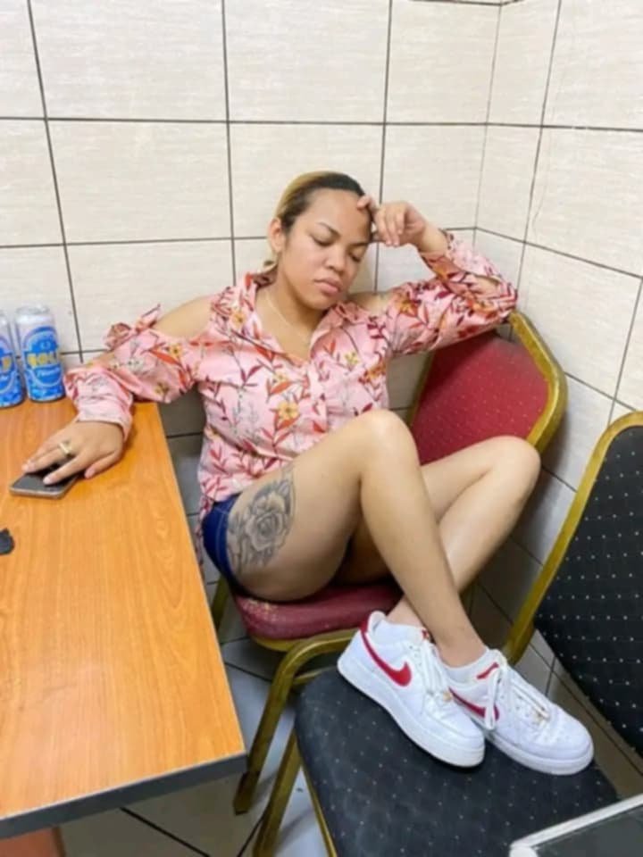 メイザー・ザ・ガシー・テンプトレス・デリバリング・ア・ウェット・アンド・ワイルド・スリーサム・ファンタジー 3