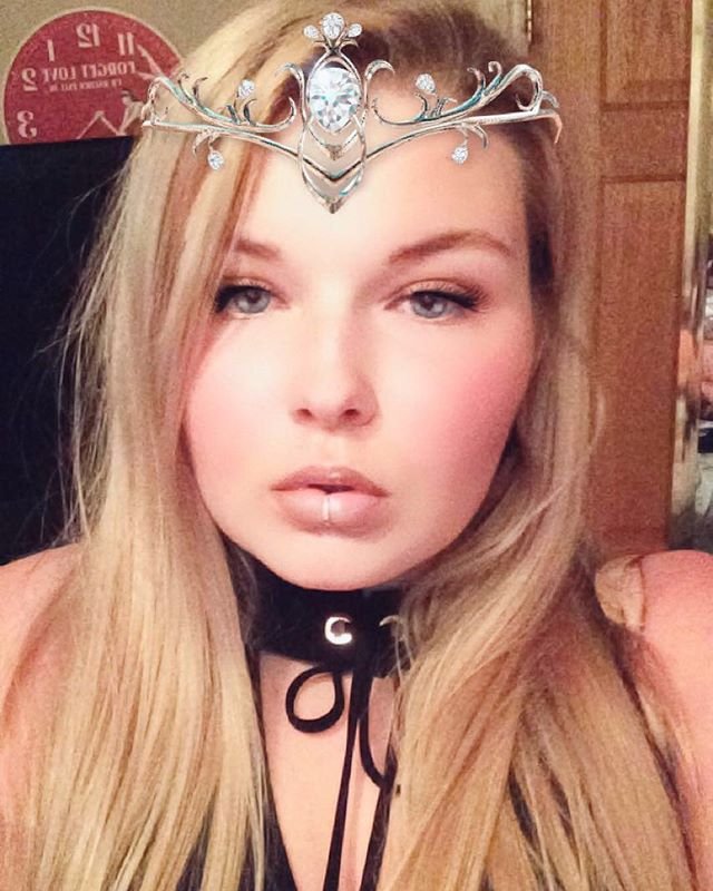 アドラブル・BBWスラット・レディー・フォア・エニシング 32