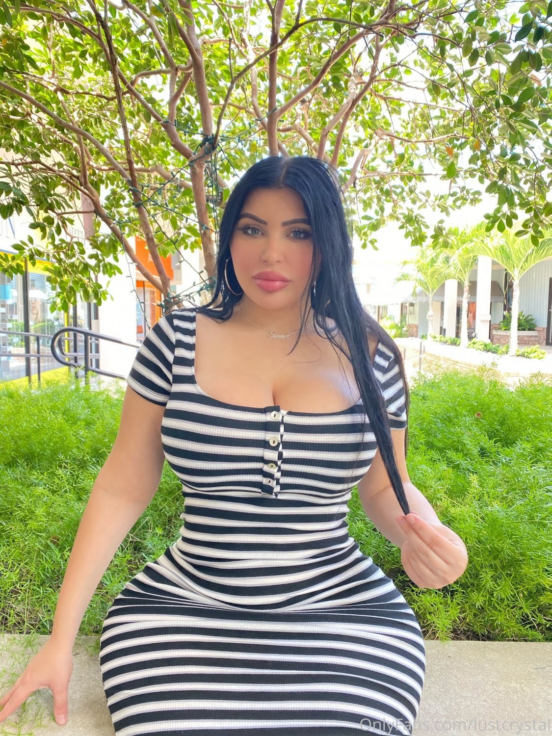 フェイク・ベイブ・スティル・クレイビング・リアル・ディック 9